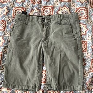 Volcom boys gray/green Shorts